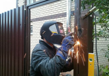 Сварка перегородок и заборов в Ахтубинске в октябре