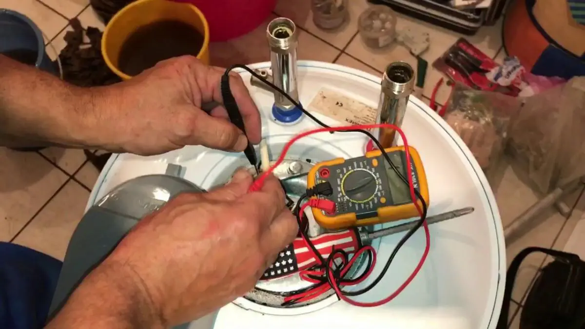 Ремонт водонагревателей Electrolux в Ахтубинске — выгодная цена от 2382 руб., Мастер24