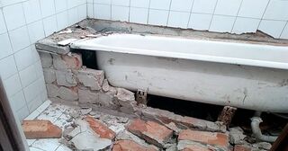 Демонтаж ванны в Ахтубинске от Мастер24 — быстро, недорого, вывоз старой ванны от 1036 руб.