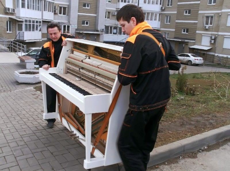 Перевозка пианино и рояля в Ахтубинске — цена от 828 руб., грузчики, упаковка — Мастер24
